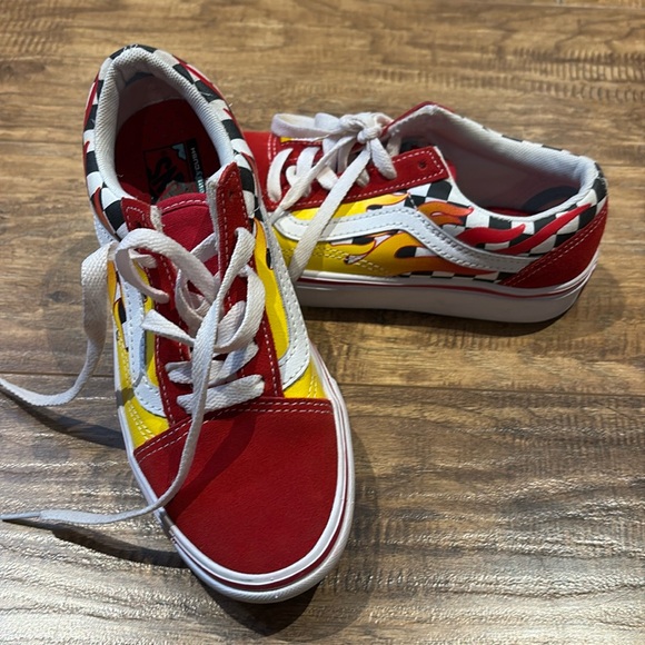 Vans Other - Vans “Off the Wall” Childrens Comfycush Old Skool Flame Checkerboard Red